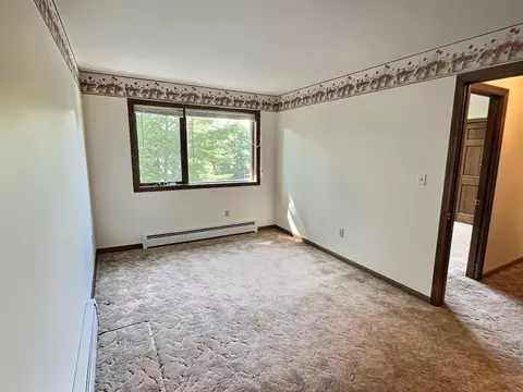 Bedroom - 36 Bluefield Rd, Ashburnham, MA 01430 photo 3 of 5