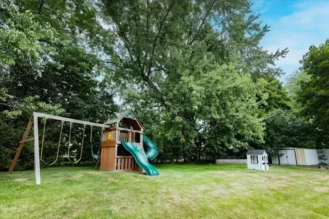 Exterior - 9 Massachusetts Ave, Danvers, MA 01923 photo 10 of 10