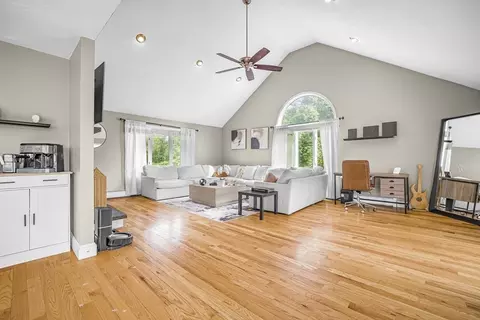 Living - 96 Fowler St, Upton, MA 01568 photo 1 of 6