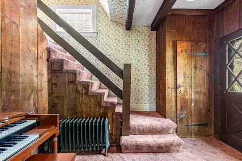 Entry Way - 22 Third St, Attleboro, MA 02703 photo 1 of 4