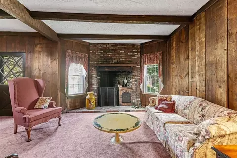 Living - 22 Third St, Attleboro, MA 02703 photo 4 of 5