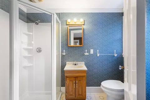 Bath - 22 Third St, Attleboro, MA 02703 photo 2 of 4