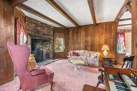 Living - 22 Third St, Attleboro, MA 02703 photo 1 of 5