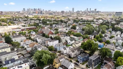 View/Area - 31 Everett Ave, Somerville, MA 02145 photo 2 of 3