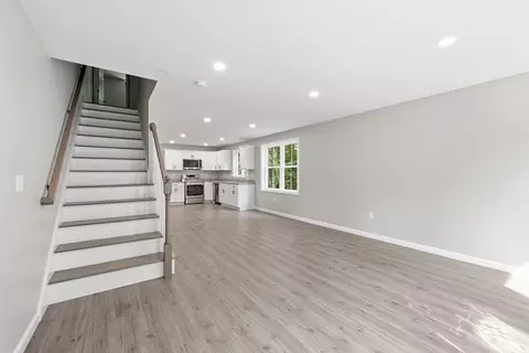 Entry Way - 71 Pine St #B, Warren, MA 01083 photo 1 of 2