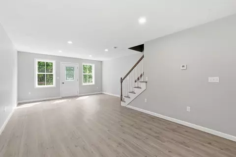 Living - 71 Pine St #B, Warren, MA 01083 photo 3 of 4