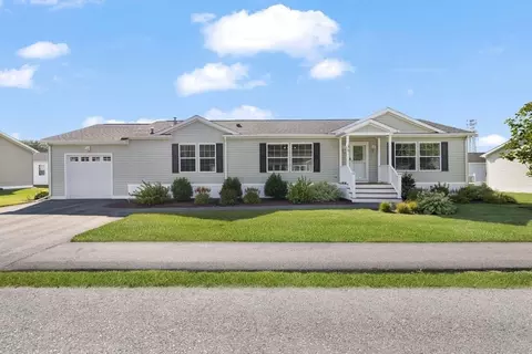 121 E Washington St #35, North Attleboro, MA 02760