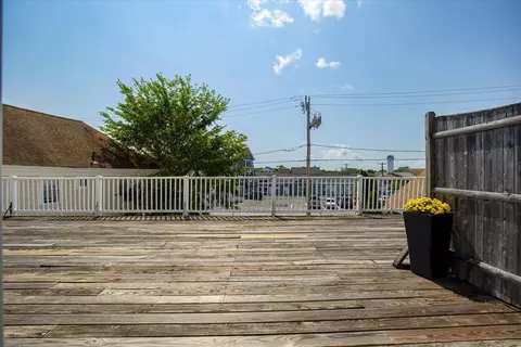 Exterior - 615 Main #7, Barnstable, MA 02601 photo 2 of 10