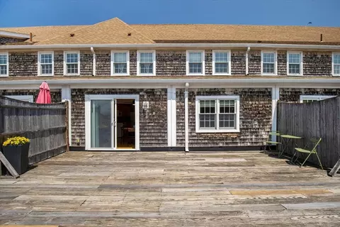Exterior - 615 Main #7, Barnstable, MA 02601 photo 4 of 10