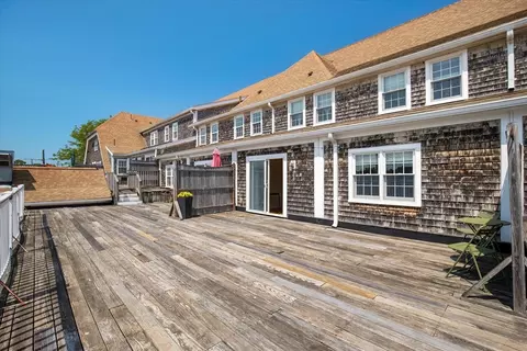 Exterior - 615 Main #7, Barnstable, MA 02601 photo 5 of 10