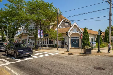 Exterior - 615 Main #7, Barnstable, MA 02601 photo 10 of 10