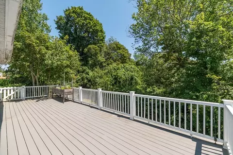 Exterior - 141 Cherry St, Gloucester, MA 01930 photo 5 of 11