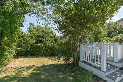 Exterior - 141 Cherry St, Gloucester, MA 01930 photo 9 of 11