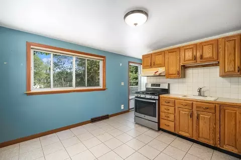 Kitchen - 141 Cherry St, Gloucester, MA 01930 photo 1 of 2