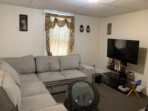 Living - 10 Denny St, Worcester, MA 01609 photo 1 of 2