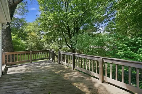 Exterior - 1374 Plumtree Rd, Springfield, MA 01119 photo 9 of 13