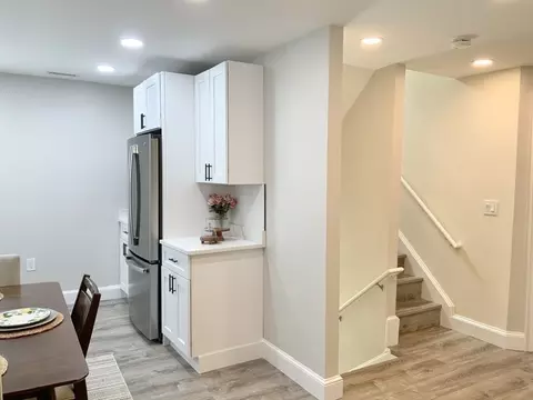 Entry Way - 5 5a Ferdinand St, Worcester, MA 01603 photo 5 of 5
