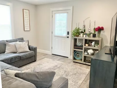 Living - 5 5a Ferdinand St, Worcester, MA 01603 photo 4 of 4
