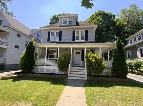 Exterior - 5 5a Ferdinand St, Worcester, MA 01603 photo 5 of 7
