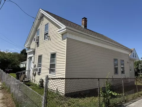 Exterior - 15 Allen St, Fall River, MA 02724 photo 2 of 9