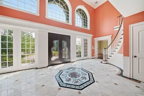 Entry Way - 3 Regency Rdg, Andover, MA 01810 photo 2 of 3