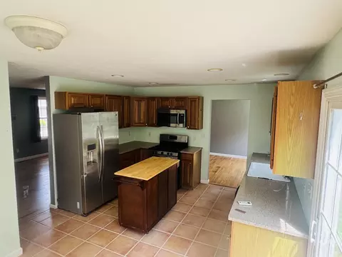 3841 N Main St, Fall River, MA 02720 photo 6