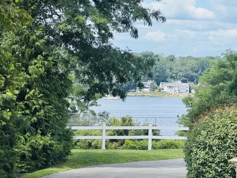 3841 N Main St, Fall River, MA 02720 photo 33