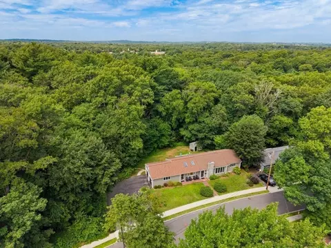 15 Gridley St, Quincy, MA 02169