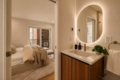 Bath - 185 E St #2, Boston, MA 02127 photo 2 of 3