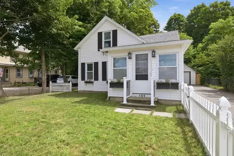 589 South St, Wrentham, MA 02093