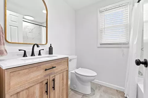 Bath - 807 N Eastern Ave, Fall River, MA 02720 photo 4 of 5