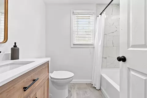 Bath - 807 N Eastern Ave, Fall River, MA 02720 photo 5 of 5