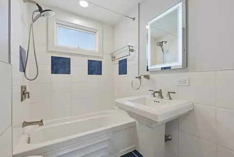 Bath - 4 Edith St # -6, Everett, MA 02149 photo 2 of 2