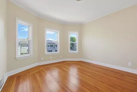 Other - 4 Edith St # -6, Everett, MA 02149 photo 2 of 7