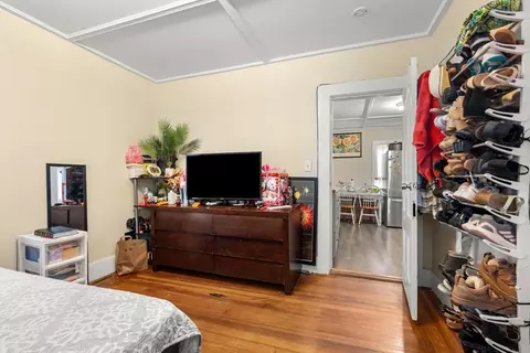 Bedroom - 186 Washington St, Gloucester, MA 01930 photo 10 of 12