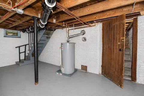Other - 33 Plumtree Rd, Springfield, MA 01118 photo 6 of 9
