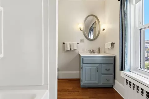 Bath - 37 Bridge St, Beverly, MA 01915 photo 2 of 2