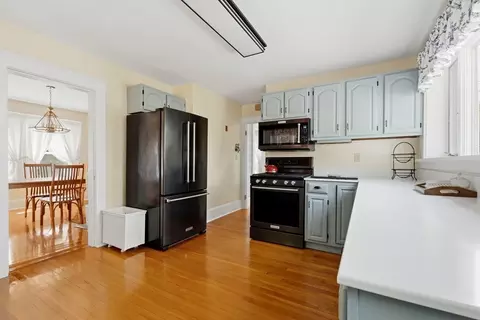 Kitchen - 37 Bridge St, Beverly, MA 01915 photo 2 of 5
