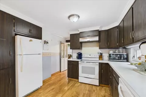 Kitchen - 15 Morrison Rd, Braintree, MA 02184 photo 2 of 4