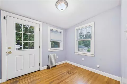 Entry Way - 15 Morrison Rd, Braintree, MA 02184 photo 2 of 6