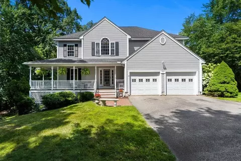 29 Delucia Way, North Andover, MA 01845