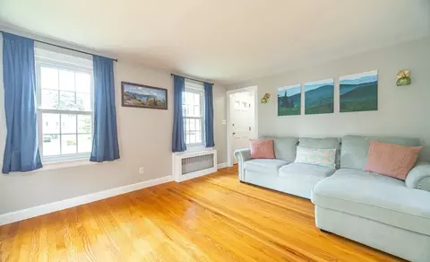 Living - 55 Gillette Cir, Springfield, MA 01118 photo 1 of 2