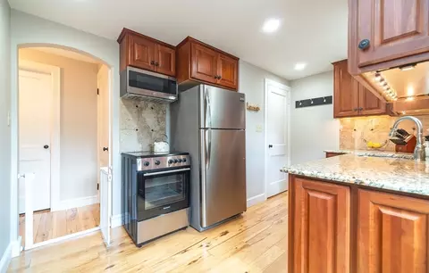 Kitchen - 55 Gillette Cir, Springfield, MA 01118 photo 5 of 5