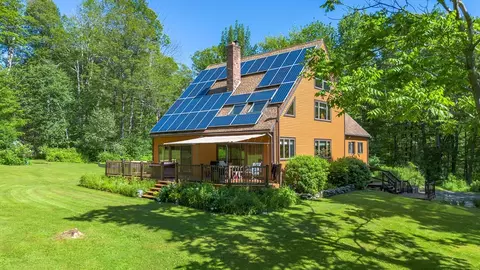 Exterior - 255 High St Hill Rd, Windsor, MA 01270 photo 7 of 10