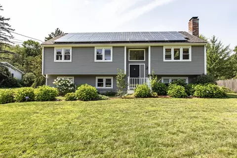 62 Harrington Rd, Framingham, MA 01701