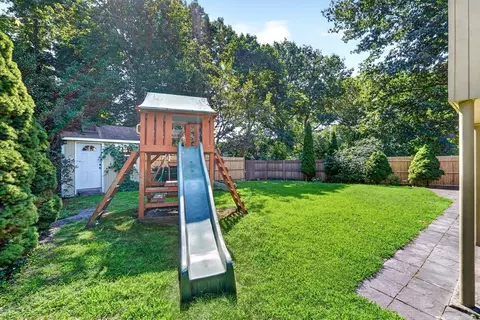 Exterior - 3 Macone Cir, Stoneham, MA 02180 photo 4 of 8