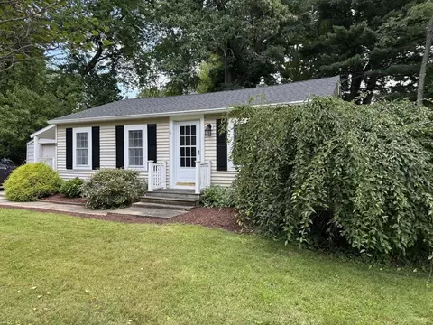 8 Warren Rd, Auburn, MA 01501