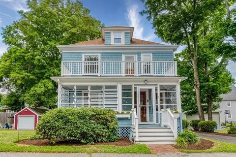 9 Warren St, Norwood, MA 02062