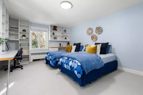 Bedroom - 52 Clinton Rd, Brookline, MA 02445 photo 2 of 3