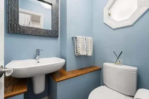 Bath - 52 Clinton Rd, Brookline, MA 02445 photo 1 of 5